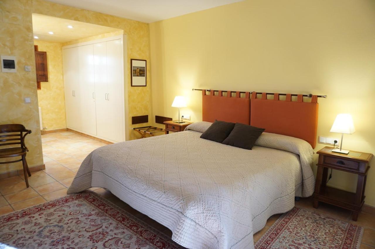 Hotel La Sala De Camos Extérieur photo